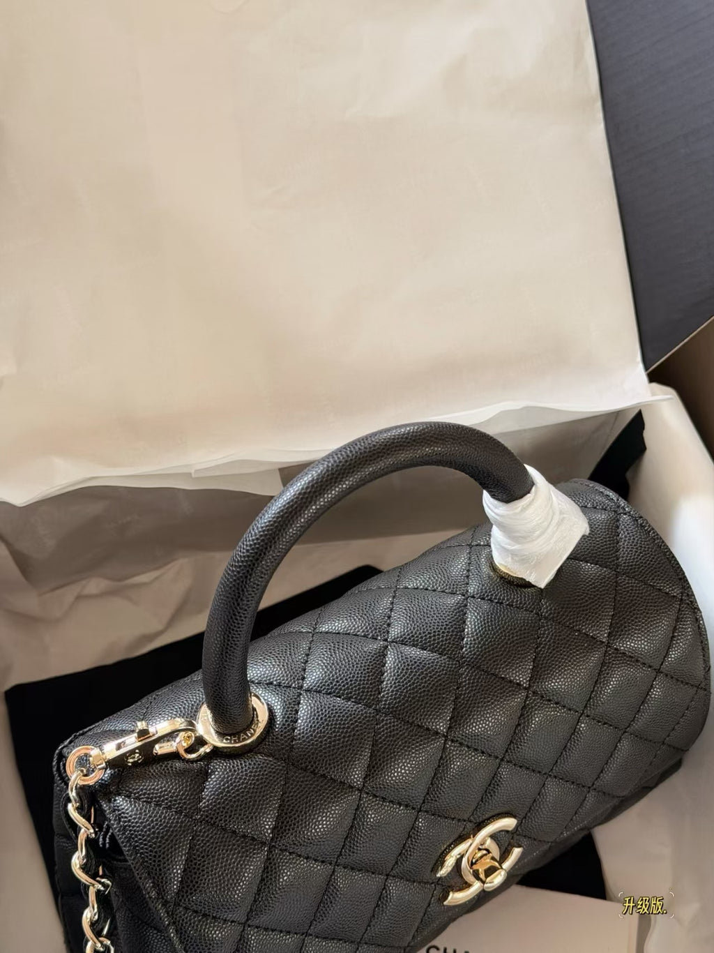 CH 26SS Women's Shoulder Bag PD26081401