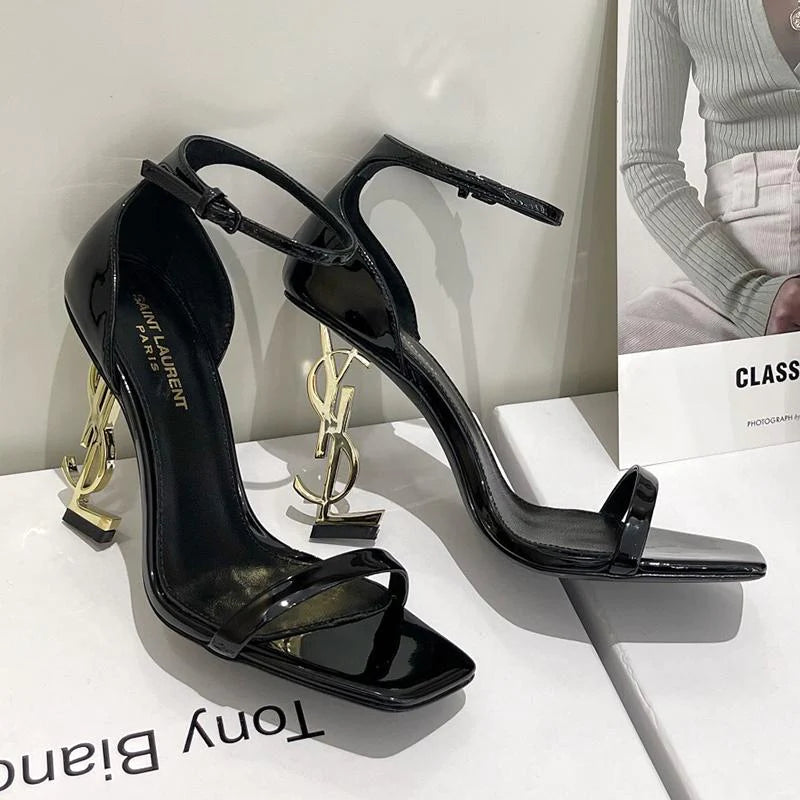 Classic high-heeled sandals combine modernity and fashion 1024022017