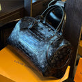 L Limited Edition Crocodile Pattern Travel Bag XC24092305
