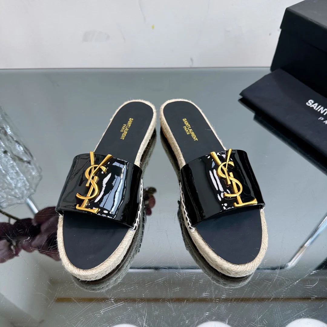 New fashionable and versatile casual sandals 0724030509