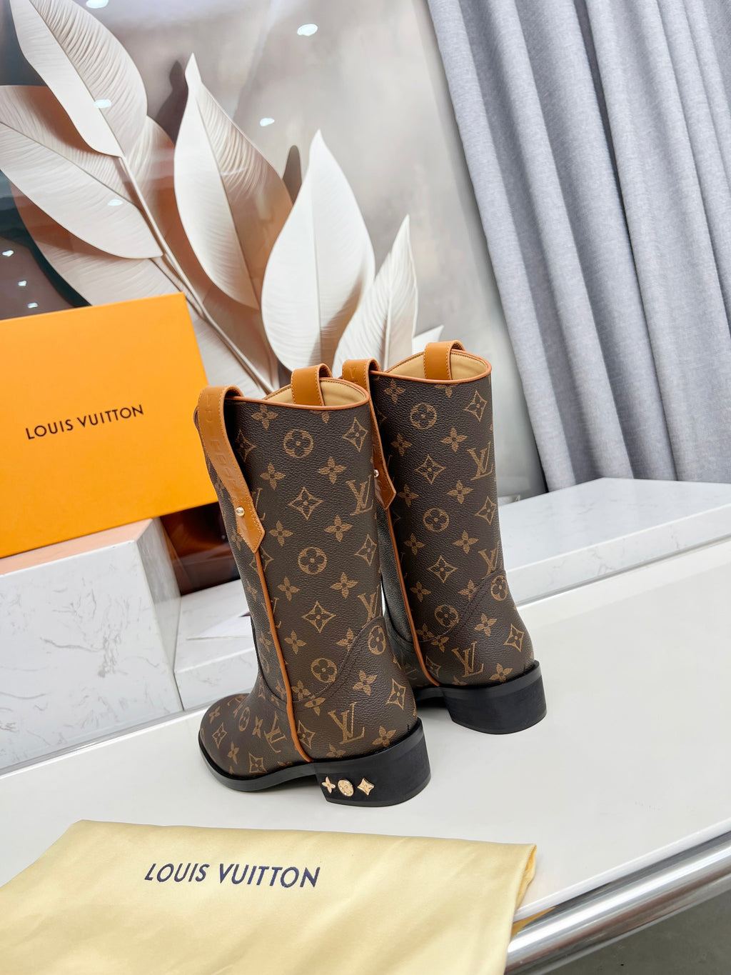 L new fashionable printed long boots 0725092201