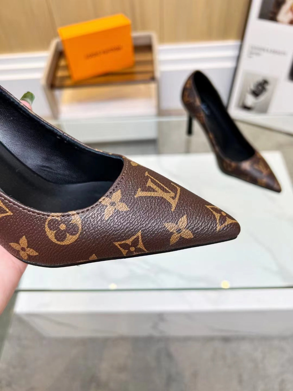New Classic  Pointed Toe Leather Shoes 9.5CM High Heels