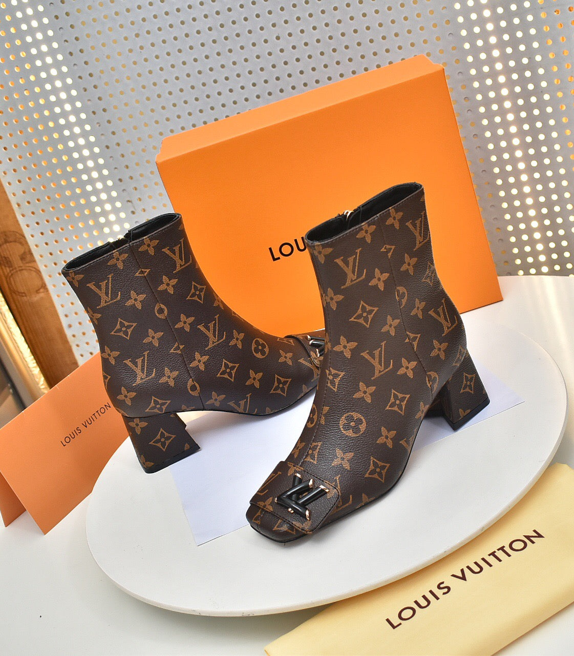 23 new high-heeled boots XC07230802022
