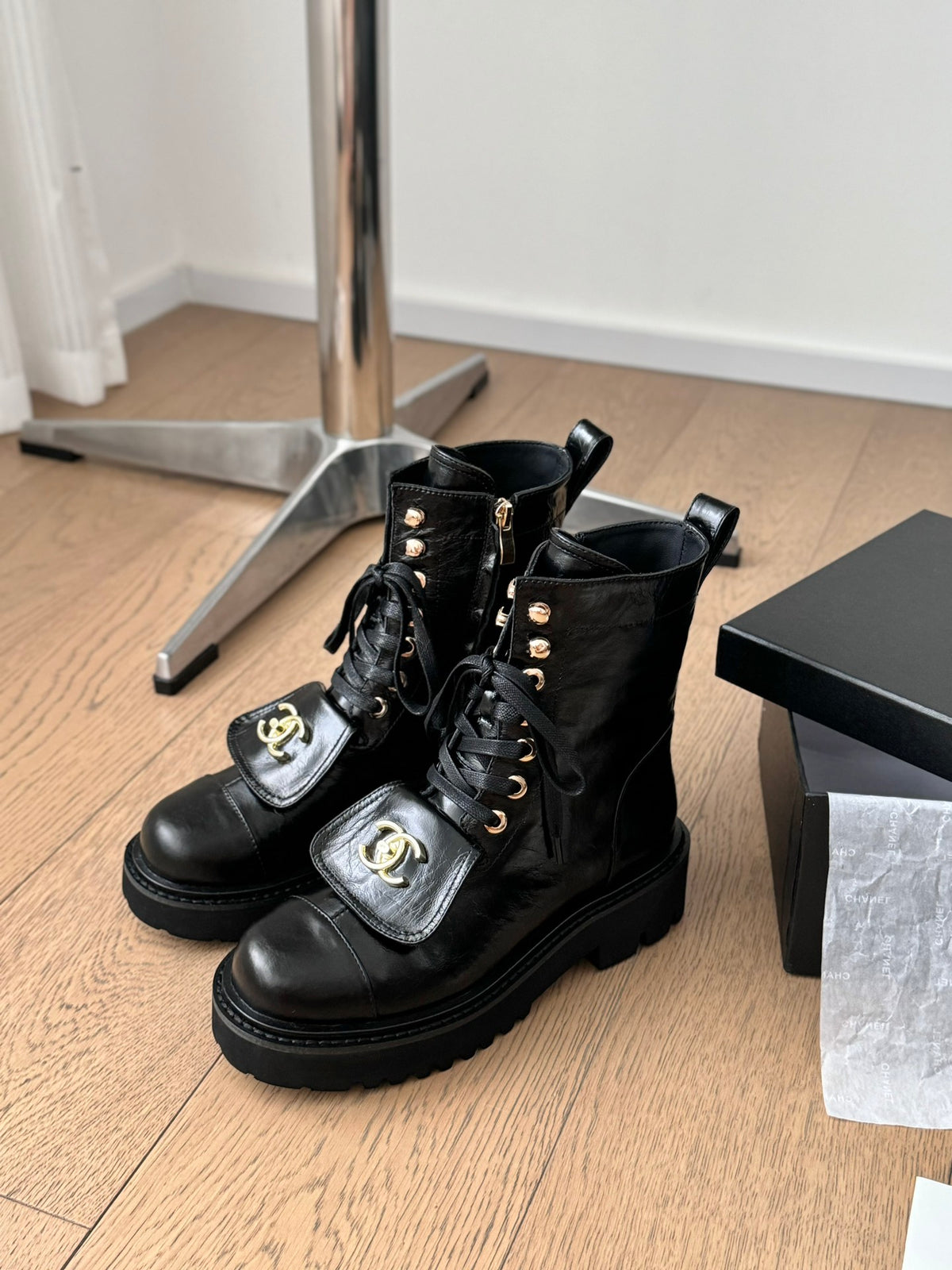 fashion 24B new schoolbag buckle short boots 0724102319
