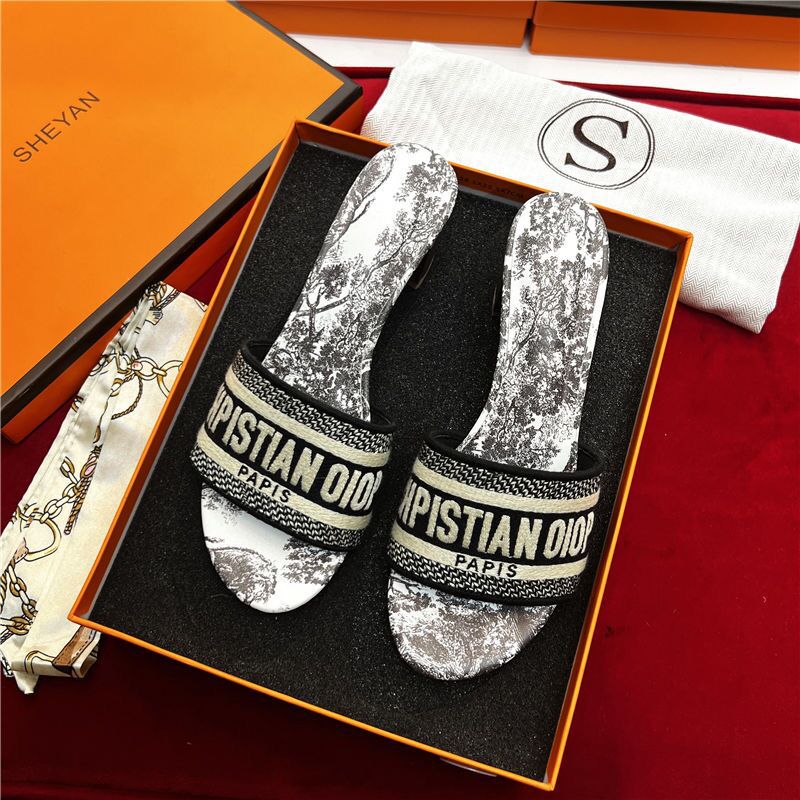 D versatile and fashionable one-line sandals PF01060646