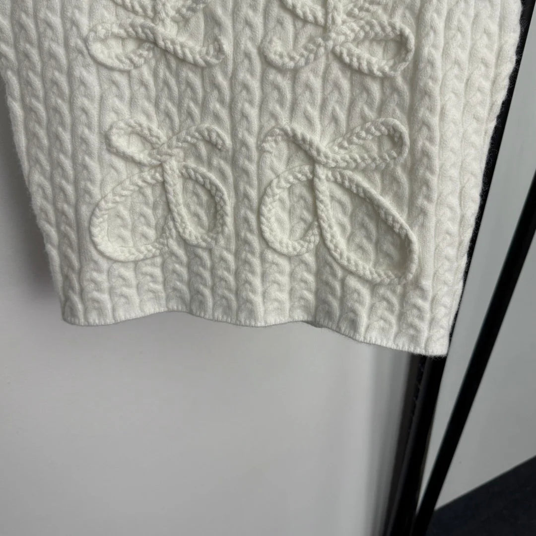 New Embroidered Cable-Knit Vest 1025102105
