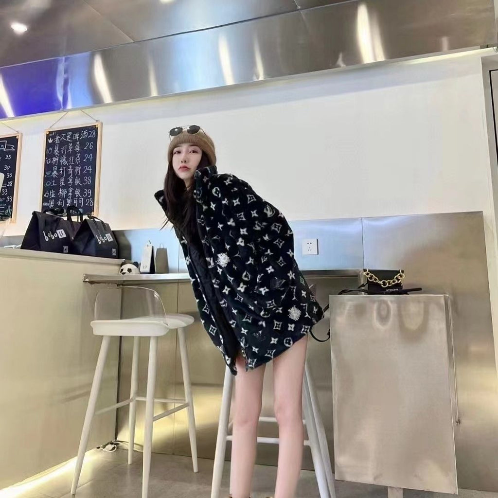 Soft and Comfortable Mid-length Cotton Coat 0823112701