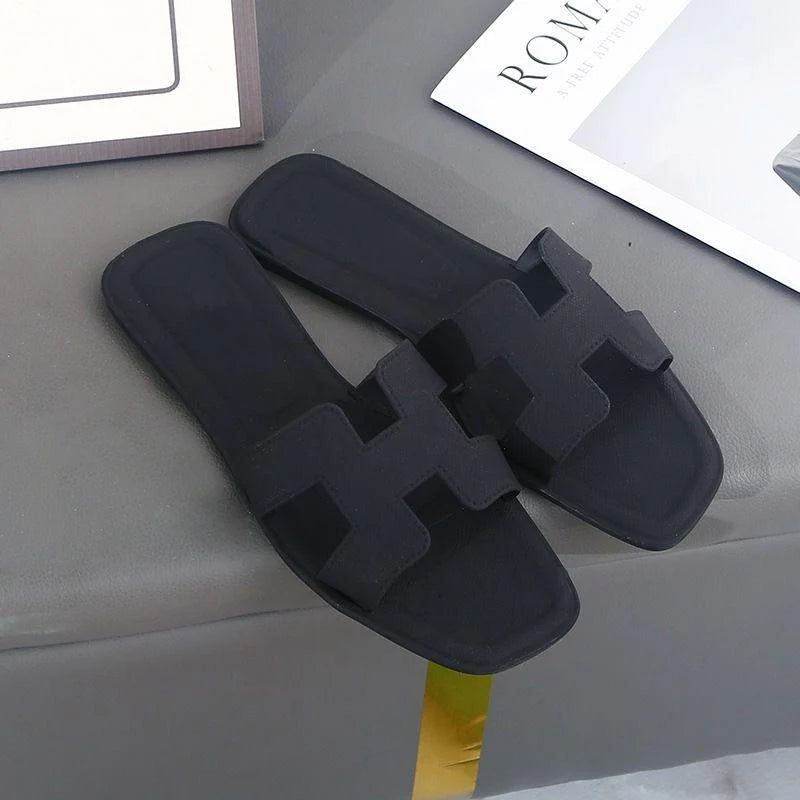 H Family New Flat Slippers 1024062818