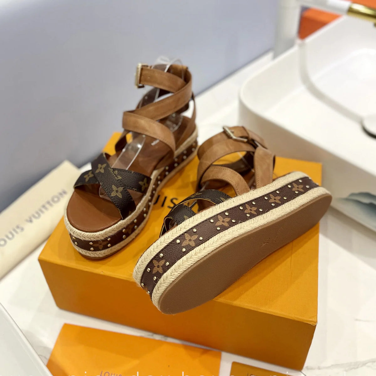New fashion old flower thick bottom sandals 1025051402