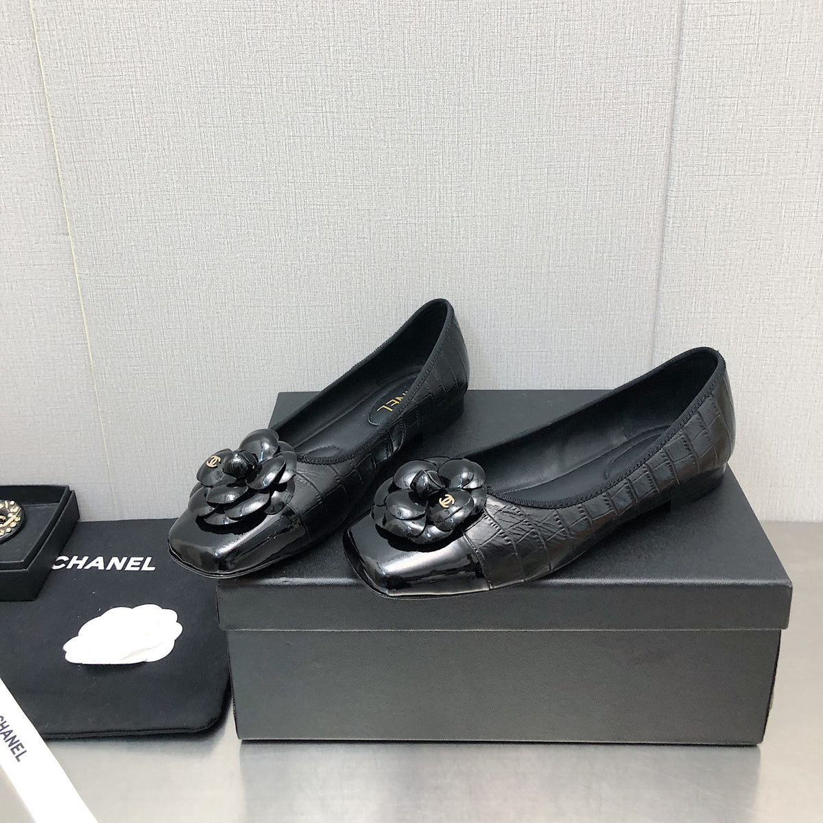 -flat slip-on sandals XC07062910