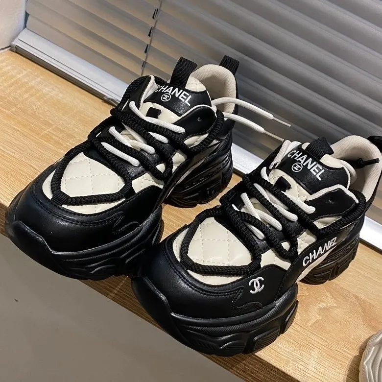 New genuine leather casual sports shoes 9000903004