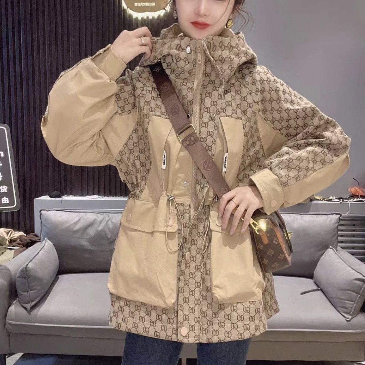 Loose contrasting color casual trench coat 0823120503