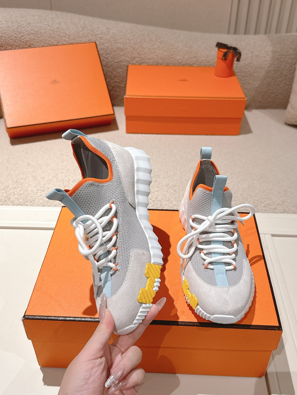 H Classic Couple Style Fly Knit Casual Sneakers 0726060802