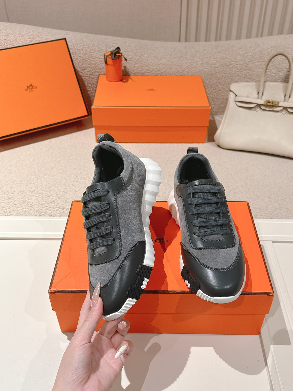 H Classic Couple Casual Sneakers 0726060803