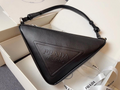 P Handbag Triangle Leather Pouch 0725031313