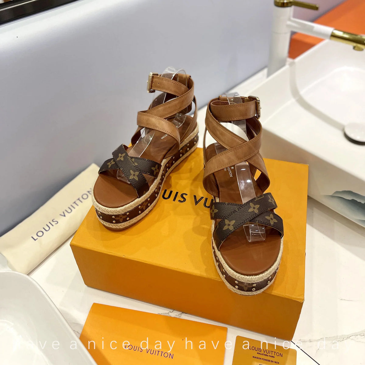 New fashion old flower thick bottom sandals 1025051402