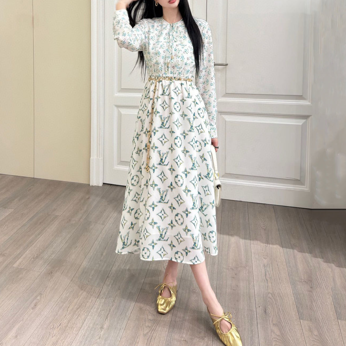 New small floral dress(With waist chain) 1824050608