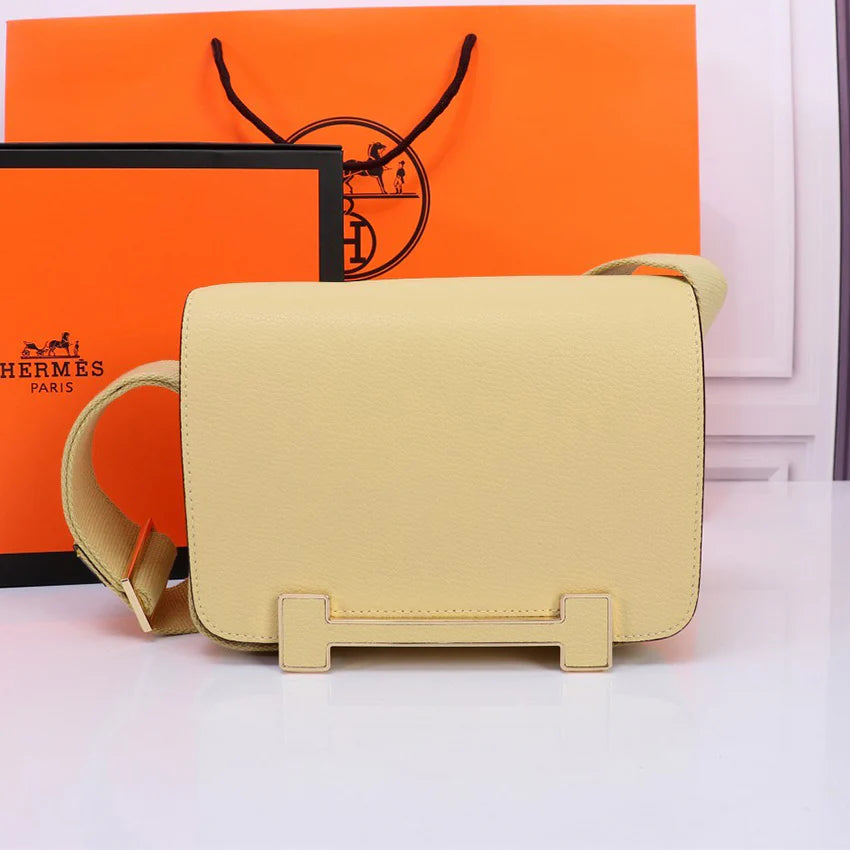 New fashion and versatile small square bag 1024061112