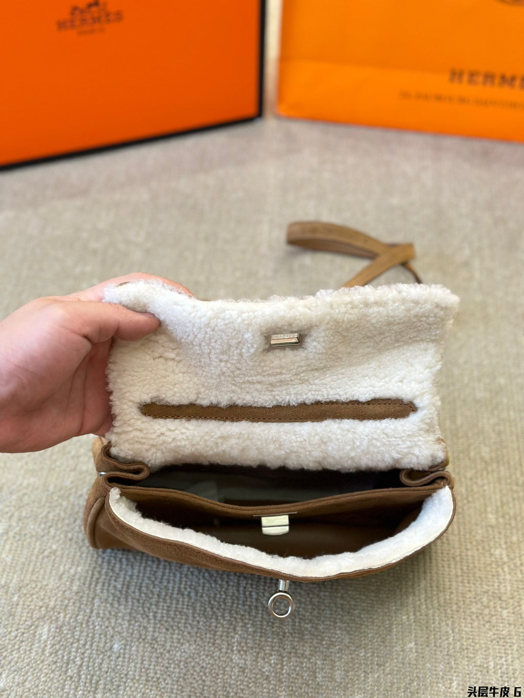 H Fashion Kelly Désordre Crossbody Bag 0724112101