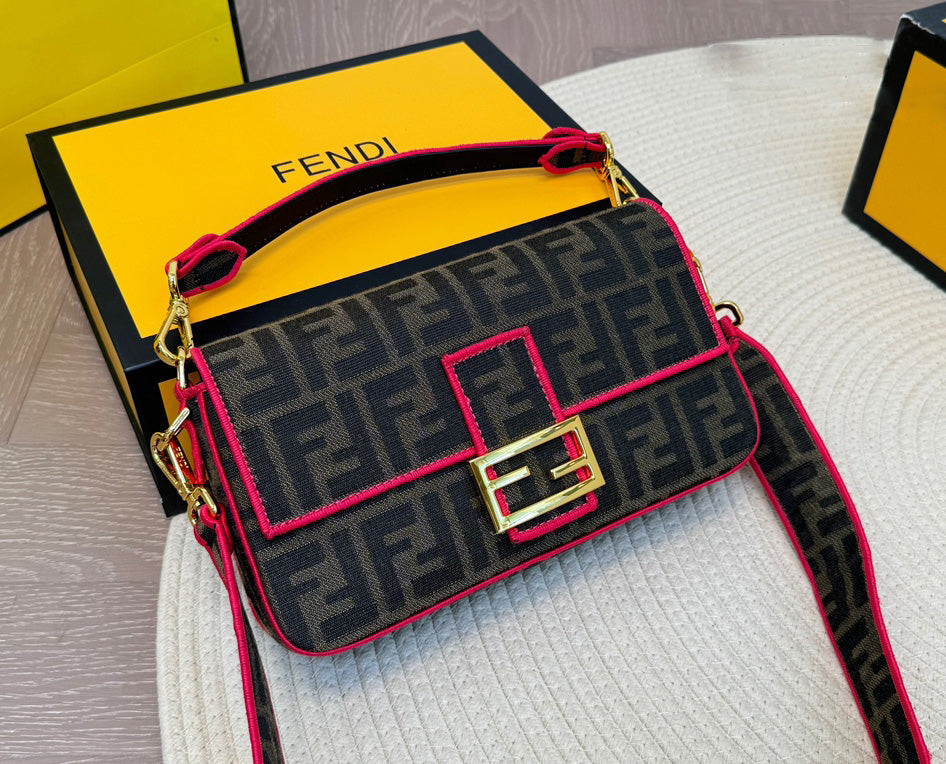 Baguette bag1824061110