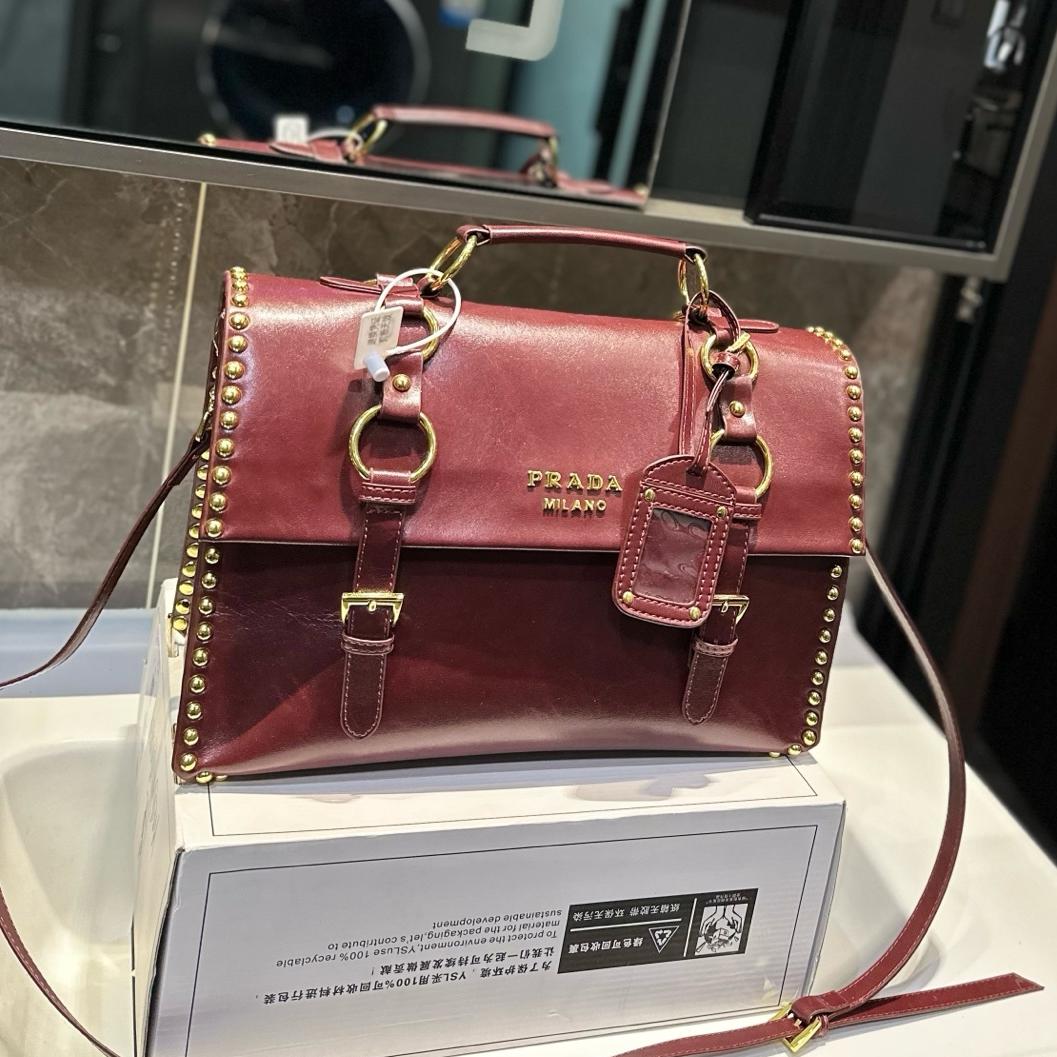 P Fashion Hand-held Crossbody Briefcase 0725031803