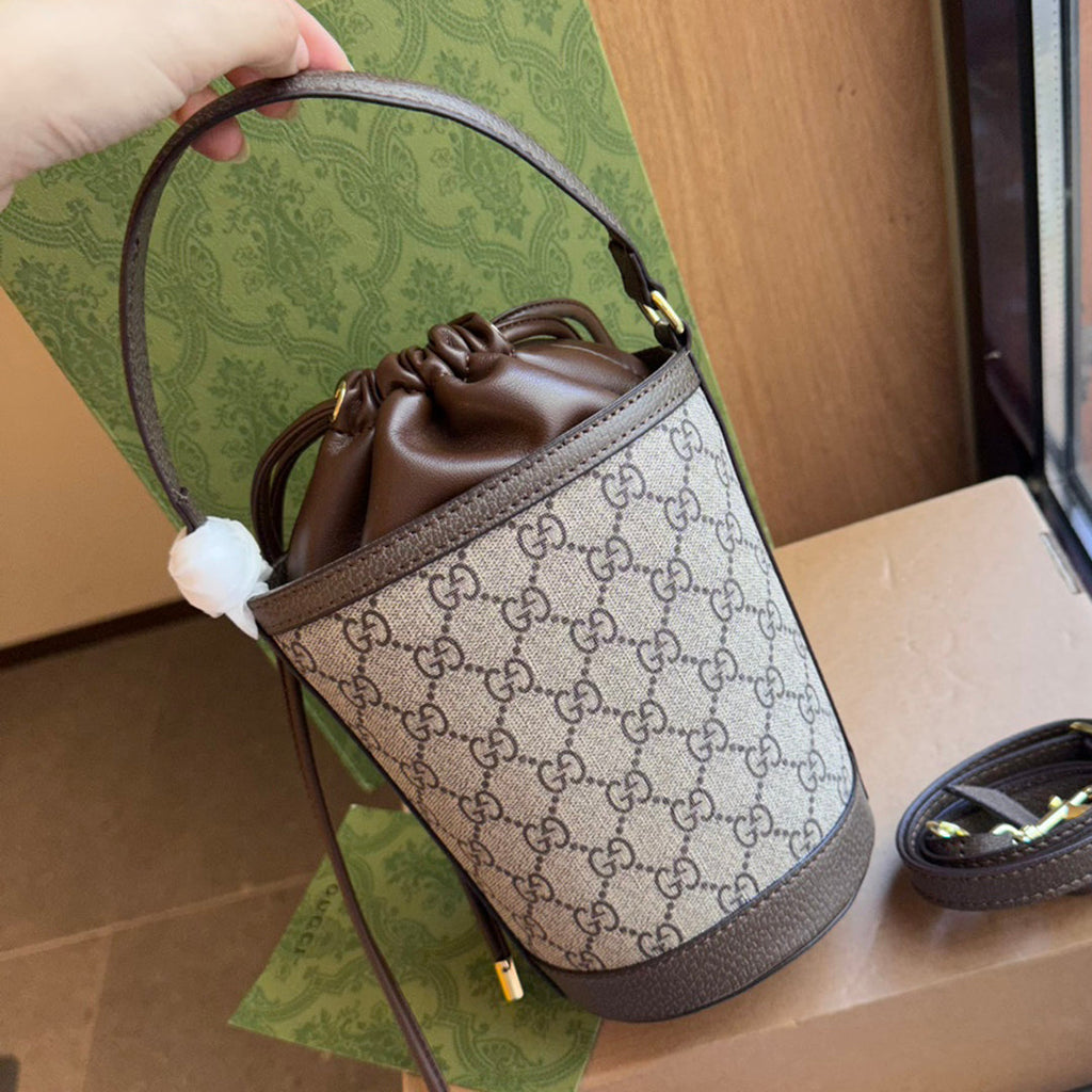 New trendy and fashion bags KL1023091807