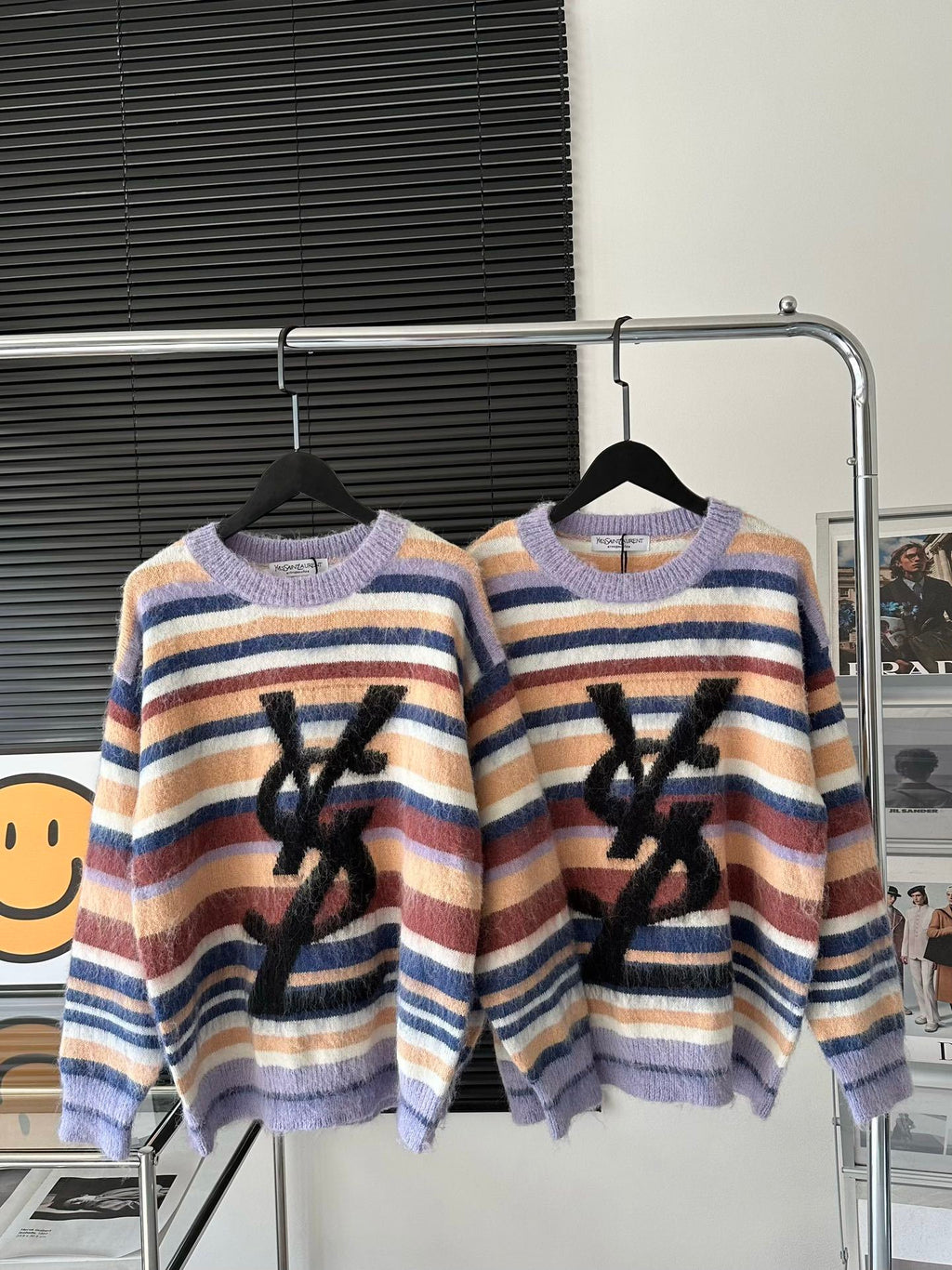 Retro Striped Sweater 0823121401