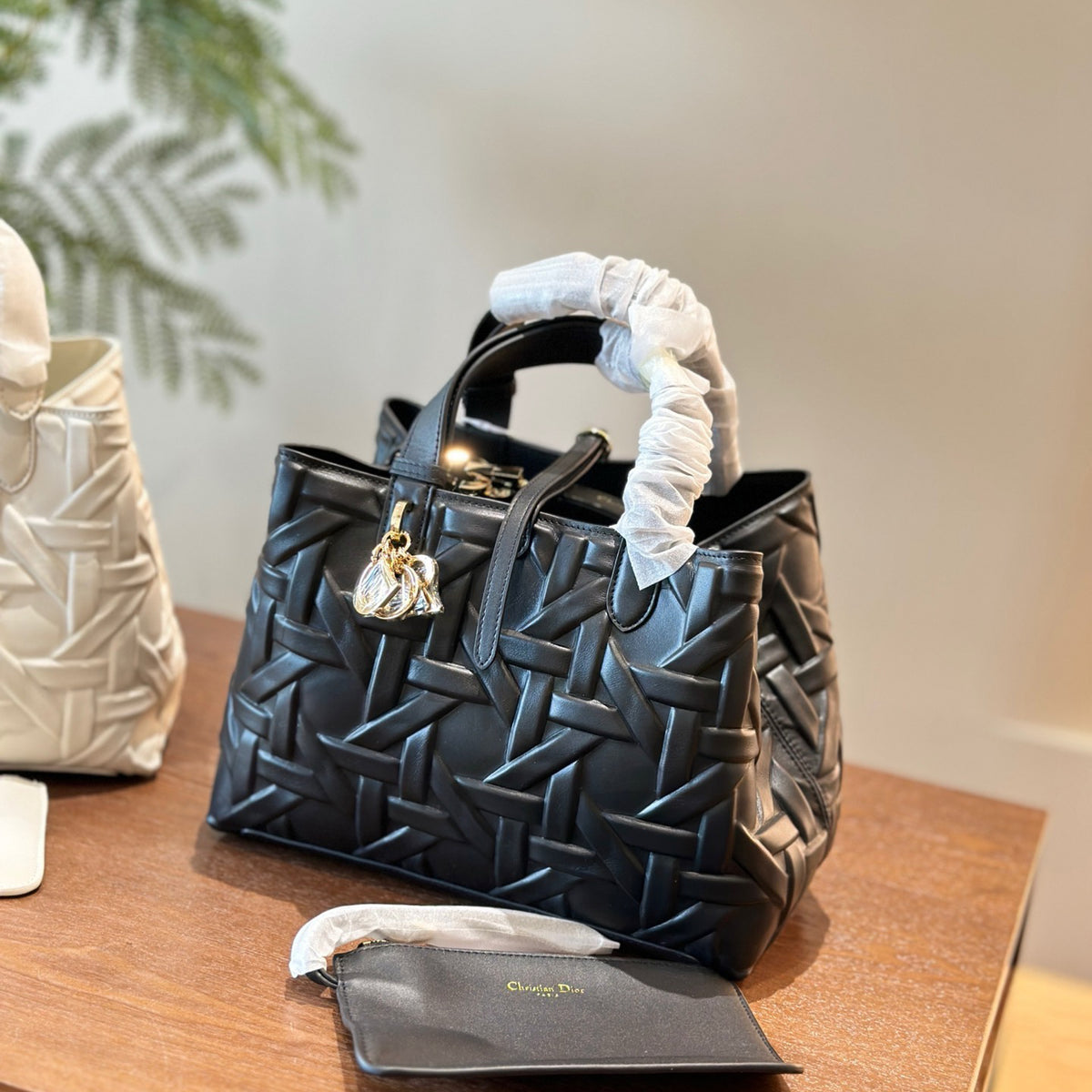Dio fashion large cannage pattern Toujours handbag 0724082802
