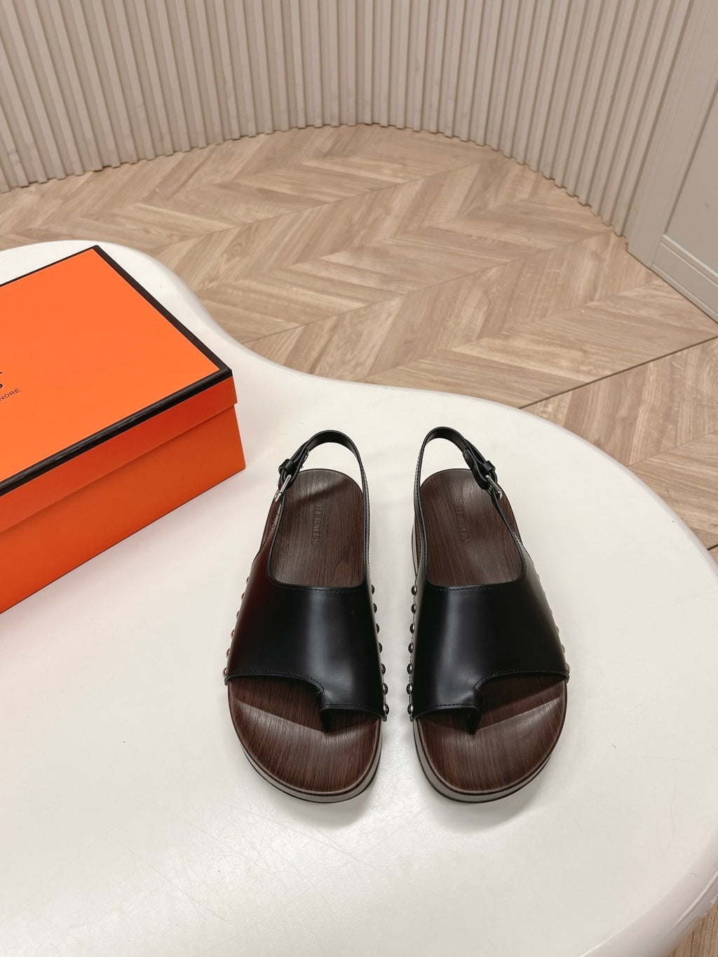 H new stylish summer sandals 0725040811