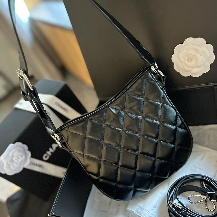 Luxury pearl chain crossbody bag 1024052812