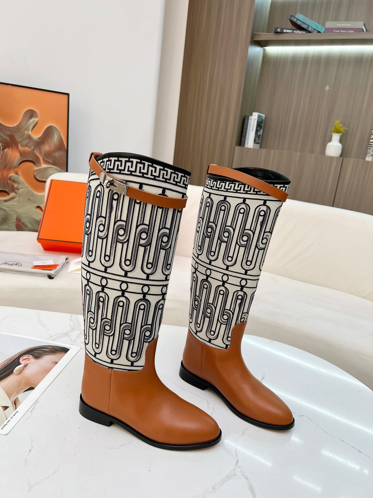 H Kelly Buckle Knight Boots 0724110418