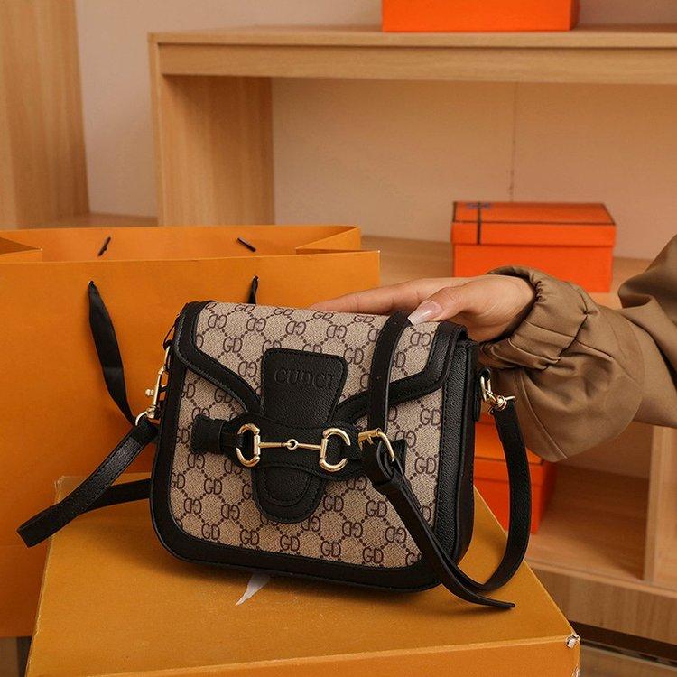 One Shoulder Crossbody Classic Fashion Saddle Bag 0823112803