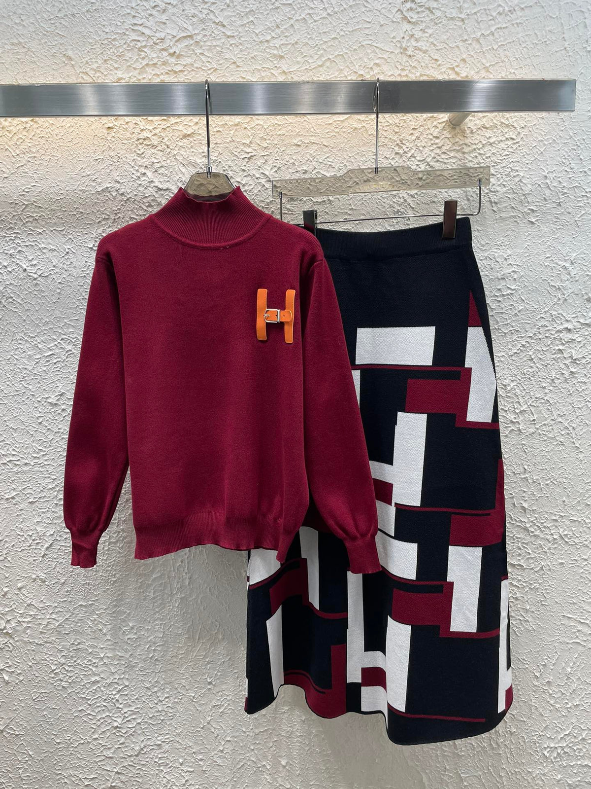 H Fashion Women's Knitted Sweater Set 0725022112