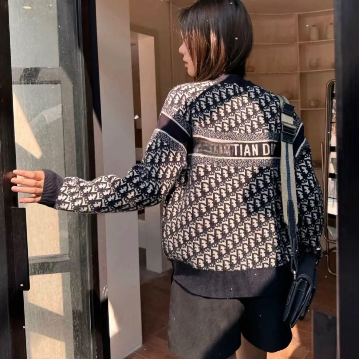 DIO 24 New Fashion Sweaters PD24092409