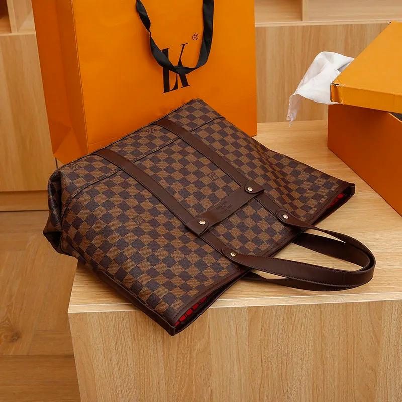 Women Classic Checkerboard Large-Capacity One-Shoulder Bag 1023112806