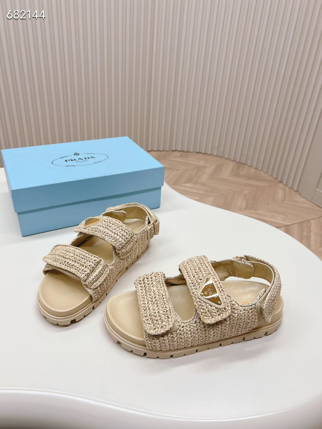 P Woven Strap Sandals 0724071819