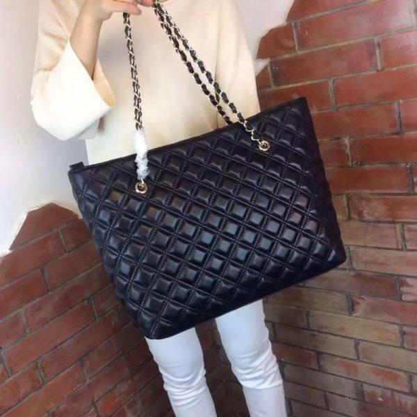 New Fashion Versatile Handheld Crossbody Bag 1023122116