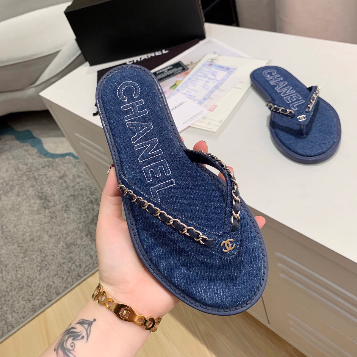 3-color  flip flops 03011