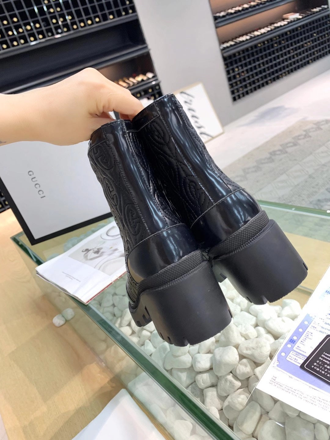 24ss fashionable embossed short boots 0724110502