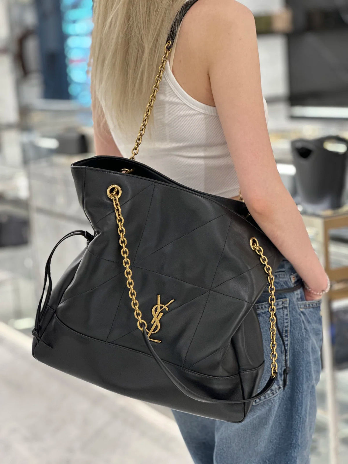 24 New Jamie 4.3 Pochon Bag 1824080801