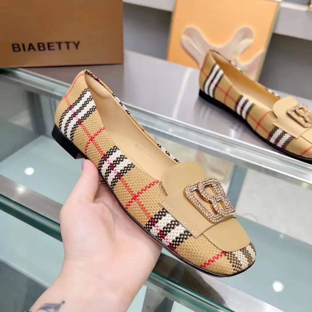 Women's New Embroidery Casual Hundred Single Shoes 1025021411