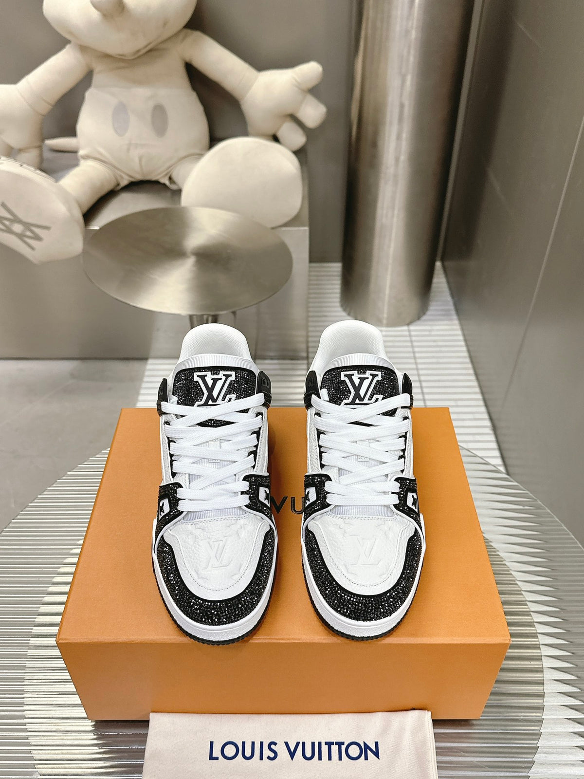 L trainer fashion diamond sneakers 0725032601