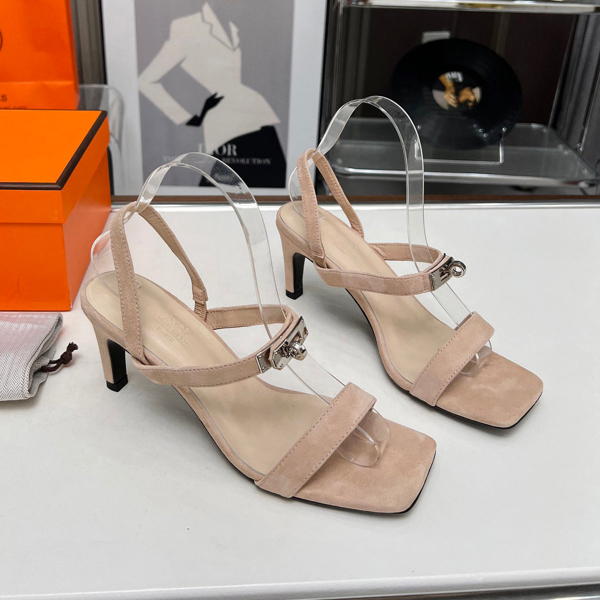 HM classic buckle sandals 1824062606