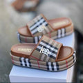 Classic plaid fashion versatile sandals and slippers 1024050610