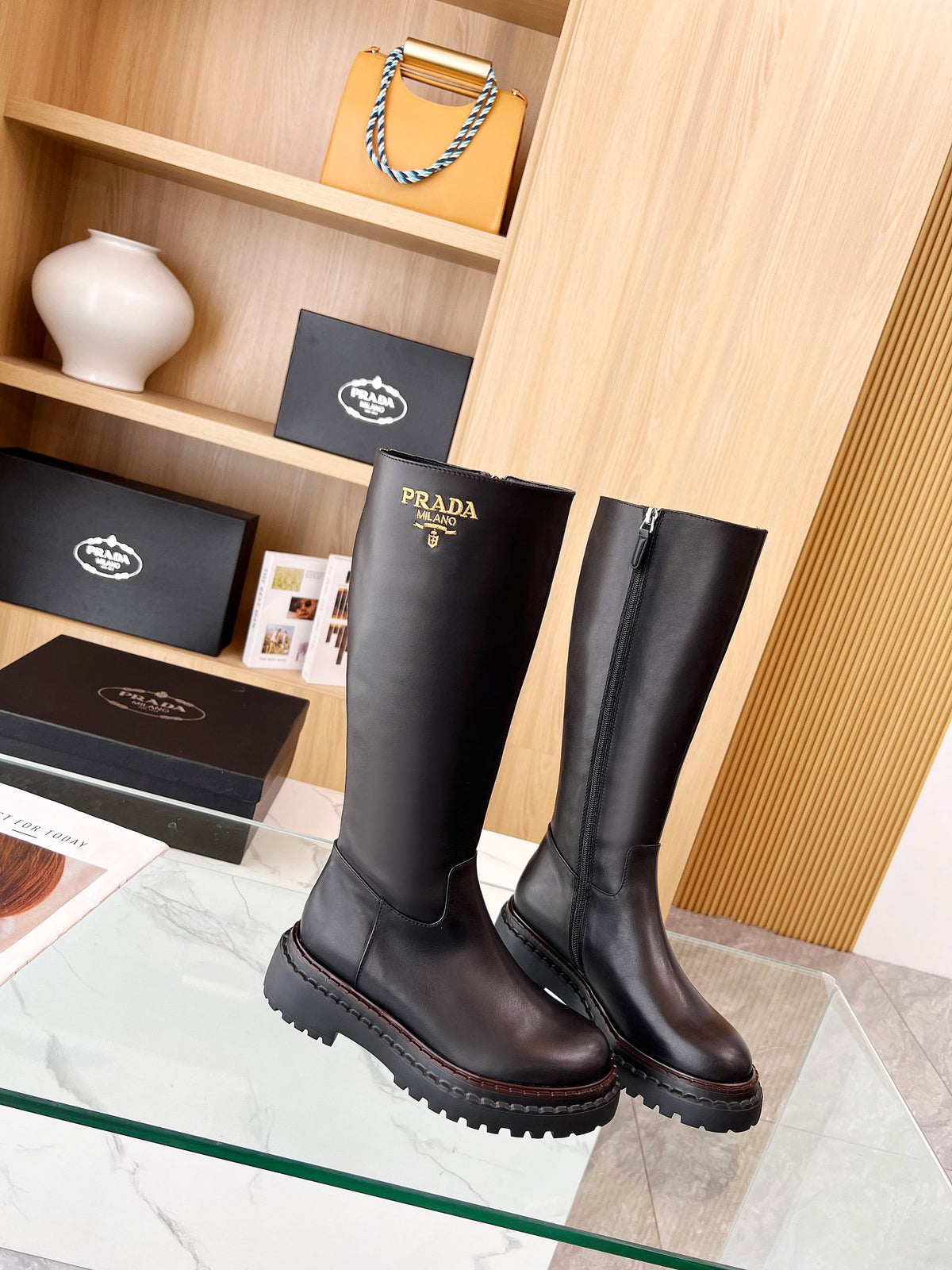 P classic catwalk style boots 0724111303