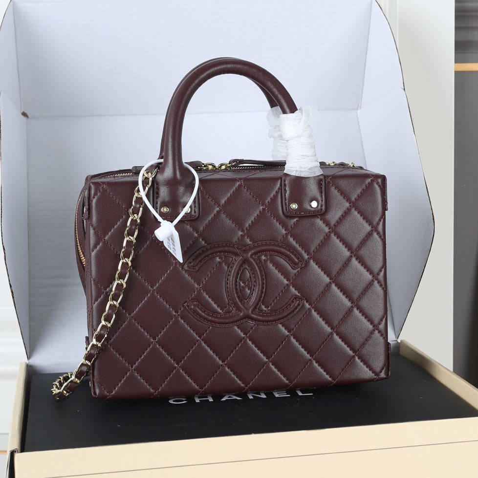 Retro Chain Bag Diamond Pattern Handle Cosmetic Bag Cosmetic Case 0725021301