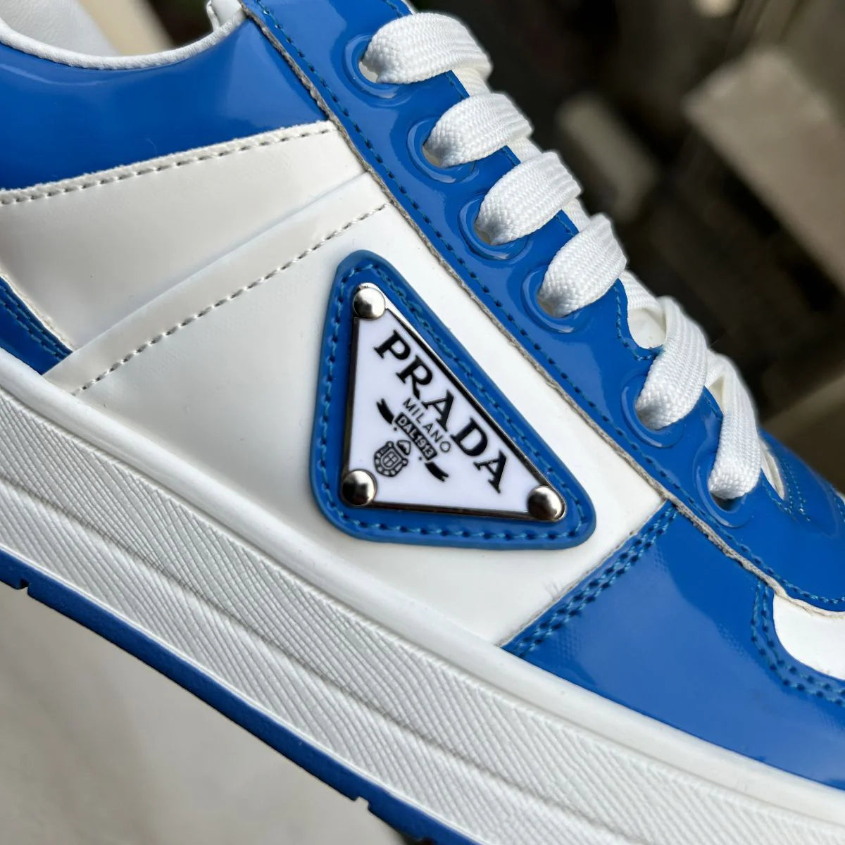 P New Women's Shoes Casual Shoes Triangle Buckle Lace-up Sneakers 1024060508
