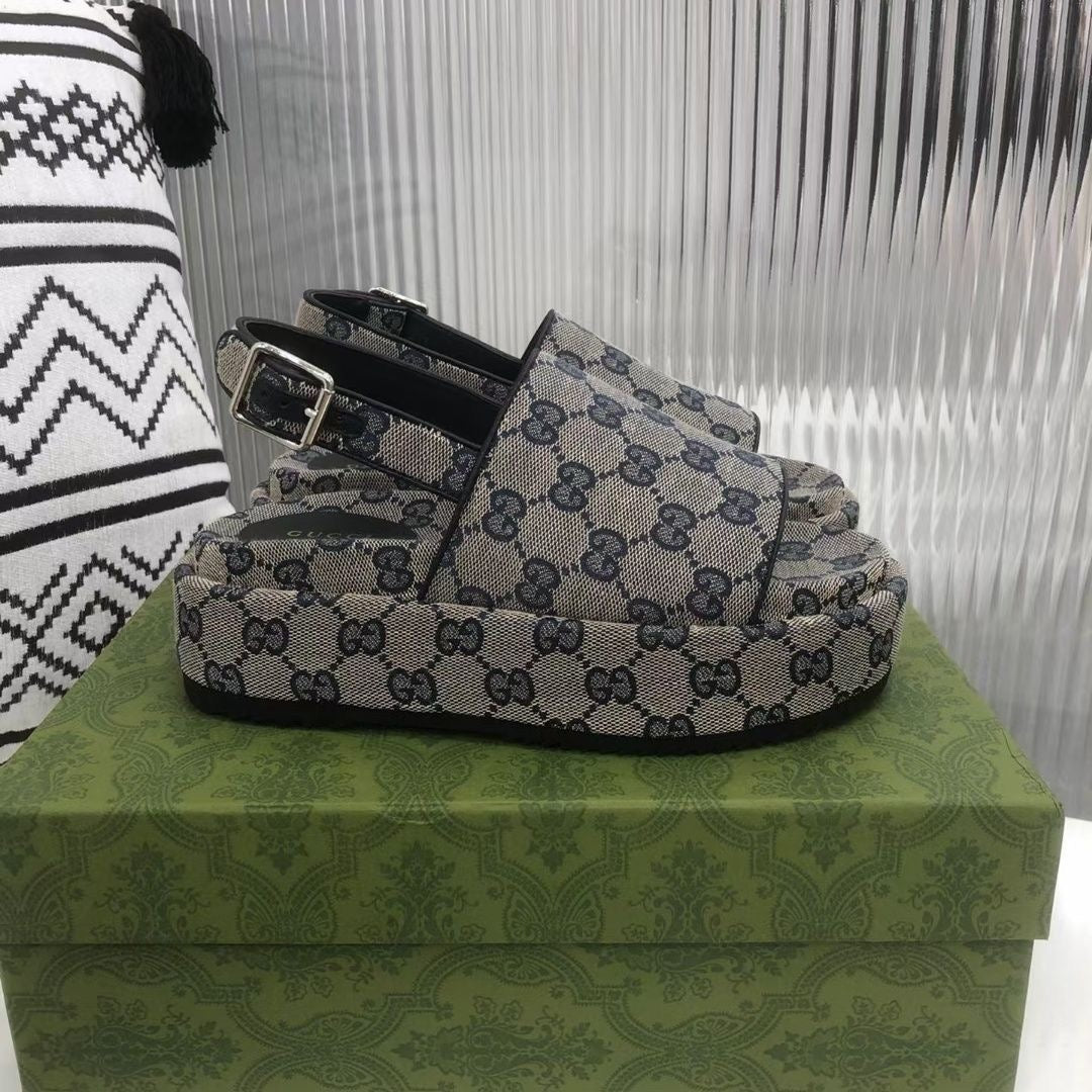 Fashion platform sandals PD1023082307