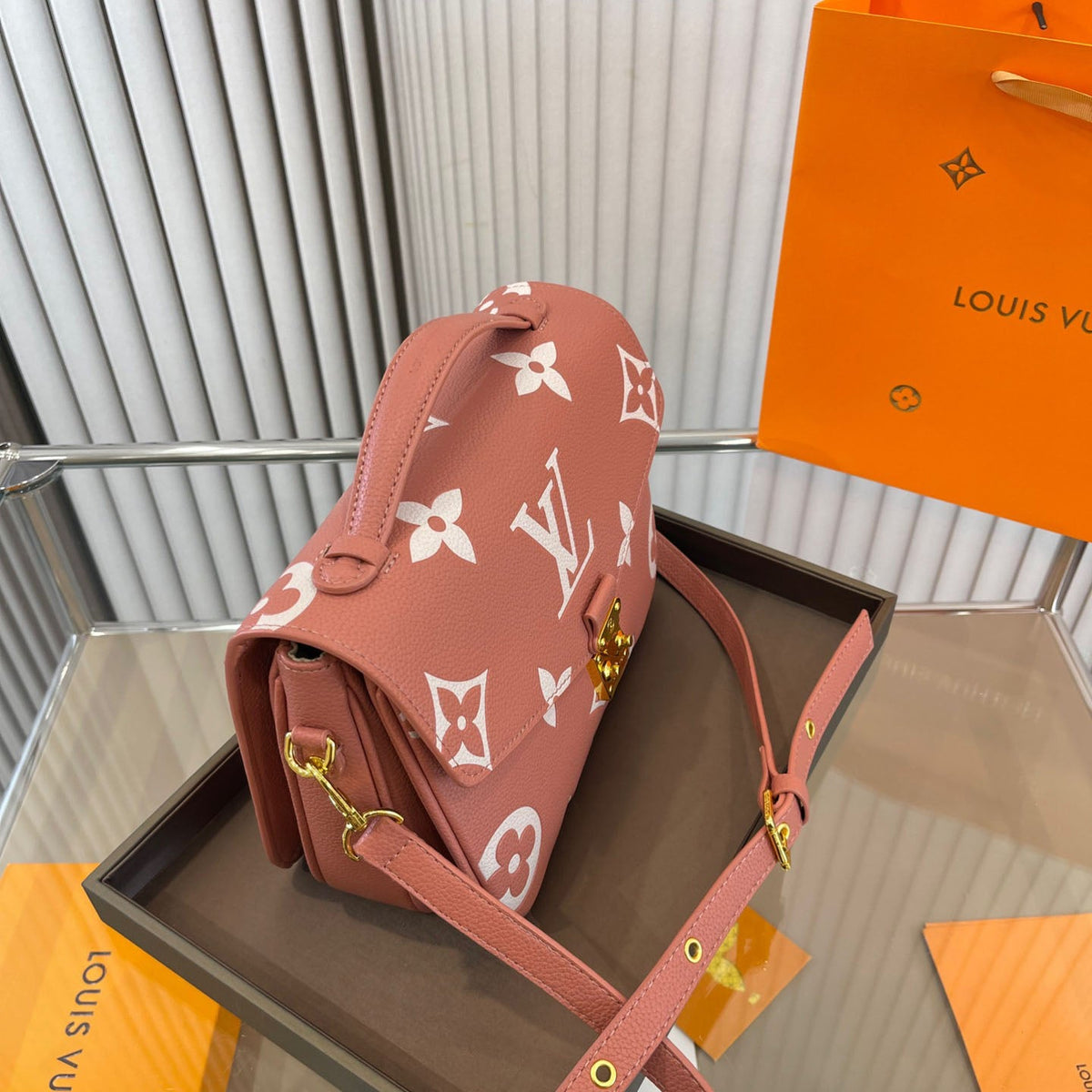 High Quality Exquisite Luxury Bag WLFBG23021715