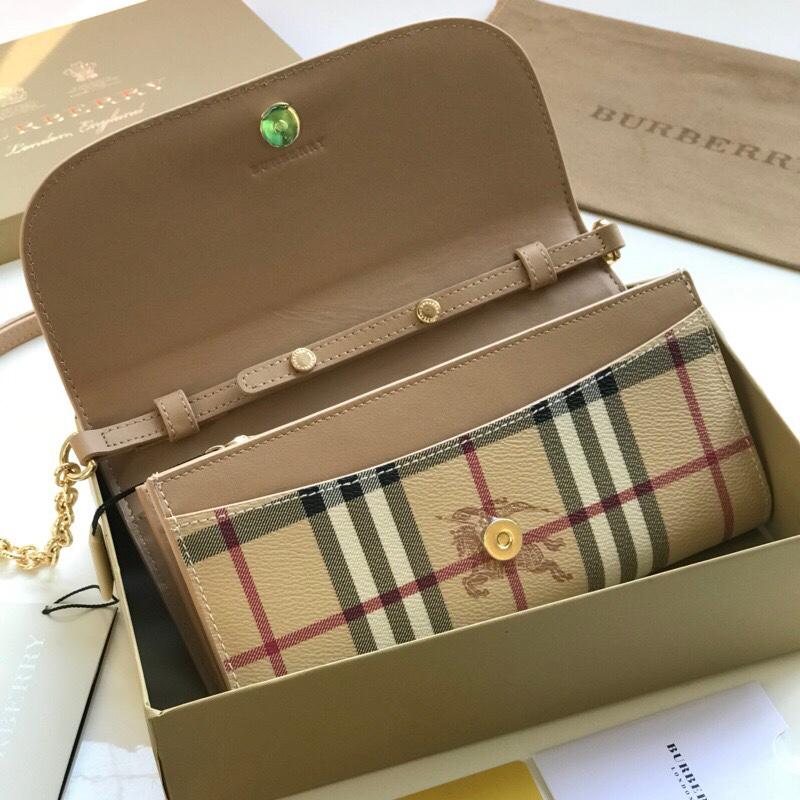 High quality cowhide fashionable and versatile crossbody bag 1024020812